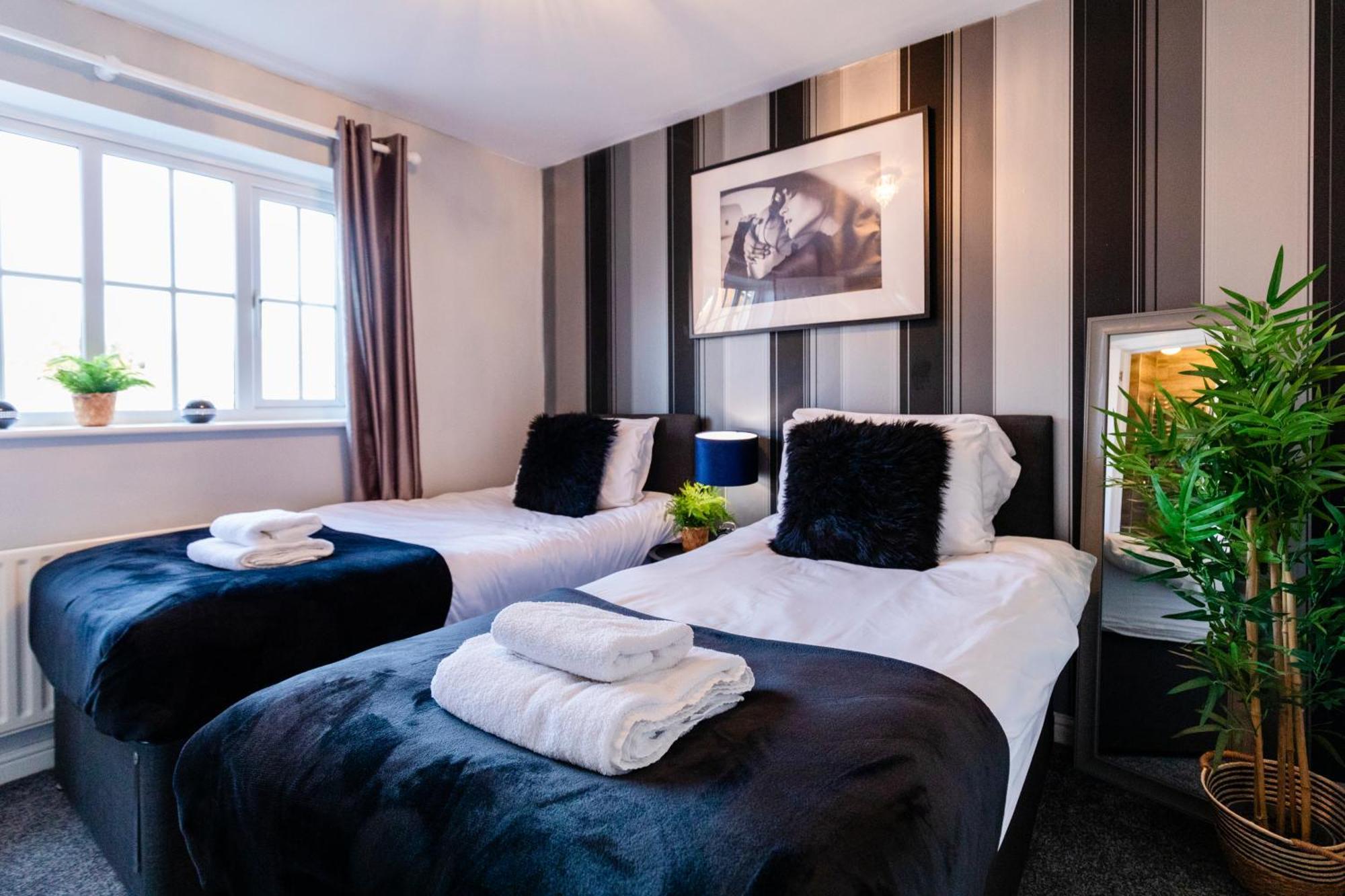 Chichester Retreat House With Free Parking Zewnętrze zdjęcie